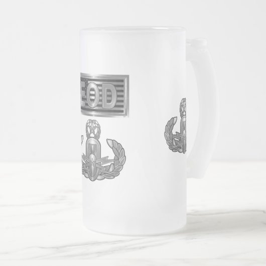 Entsorgung explosionsfähiger Sprengkörper des EOD Mattglas Bierglas (VorderseiteRechts)