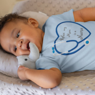 Entspannen Sie meine Mama ist eine Liebe des Herzs Baby Strampler