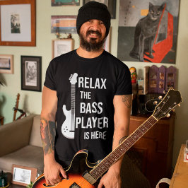 Entspannen Sie sich beim Bass Player bei einem son T-Shirt