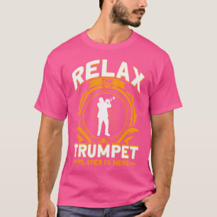 Entspannen Sie sich beim Trumpet Player, der hier T-Shirt
