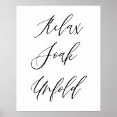 Entspannen Sie sich in der Badewanne mit einem Kun Poster (Vorne)