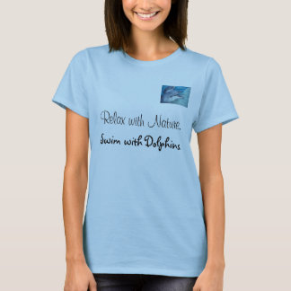 Entspannen Sie sich mit Natur, Schwimmen mit T-Shirt