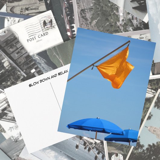 Entspannen Sie sich und entspannen Sie am Strand Postkarte