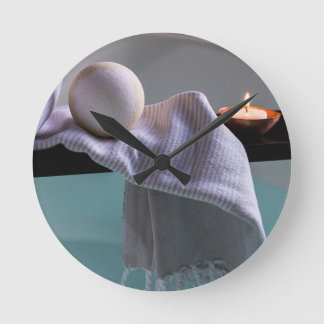 Entspannende Bad-Uhr Runde Wanduhr
