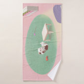 Entspannende Kätzchen im Wohnzimmer Badehandtuch (Badehandtuch)