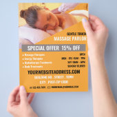 Entspannende Massage, Massagetherapie, Massageraum Flyer (Hand)