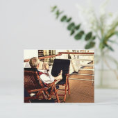 Entspannender Leser - Postkarte (Stehend Vorderseite)