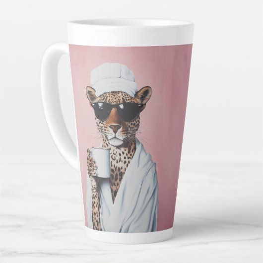 Entspannte Leopard Morning Vibes Milchtasse (Linke Ecke)