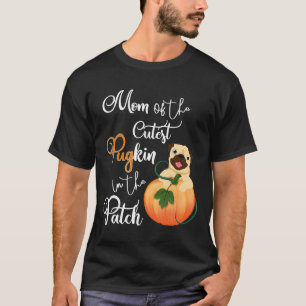 Entspannte Mops-Mama des hübschesten Mops-Kindes i T-Shirt