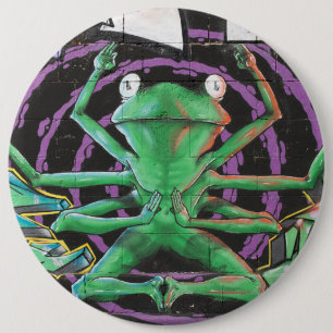Entspannter Frosch mit acht Waffen Button