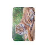 Entspannter stützender Tiger Badematte (Vorderseite Vertikal)