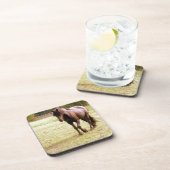 Entspanntes Brown Horse Walking Getränkeuntersetzer (Rechte Seite)