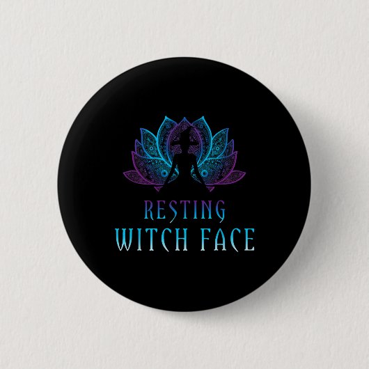 Entspanntes Hexengesicht Lotus Lustiger Halloween Button (Vorderseite)