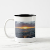 Entsteht Glanz - Jesaja-60:1 Zweifarbige Tasse (Links)