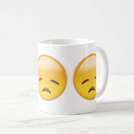 Enttäuschtes Gesicht Emoji Kaffeetasse (VorderseiteRechts)
