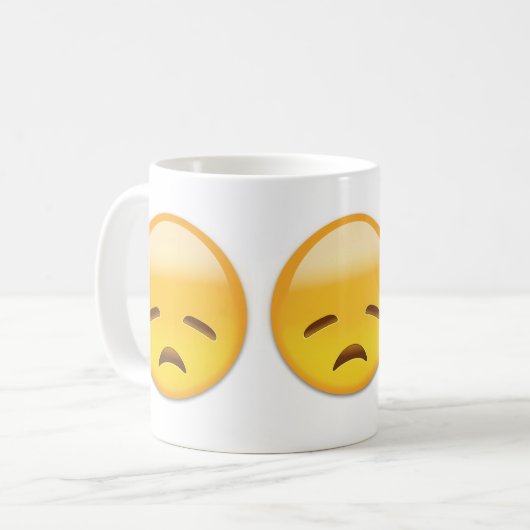 Enttäuschtes Gesicht Emoji Kaffeetasse (Vorderseite Links)