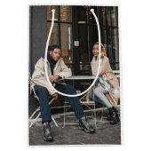 Entwerfen Sie Ihr eigenes Single-Foto Mittlere Geschenktüte (Vorderseite)