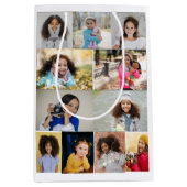 Entwerfen Sie Ihre eigene 11 FotoCollage Mittlere Geschenktüte (Vorderseite)