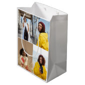 Entwerfen Sie Ihre eigene 4-FotoCollage Mittlere Geschenktüte (Rückseite Schrägansicht)