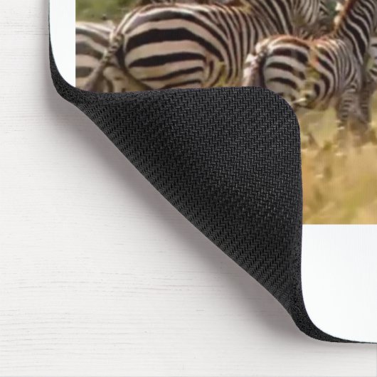 Entwerfen Sie Ihre eigene schöne Zebra Migration M Mousepad (Ecke)