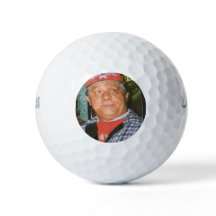 Entwerfen Sie Ihre eigenen Golfbälle