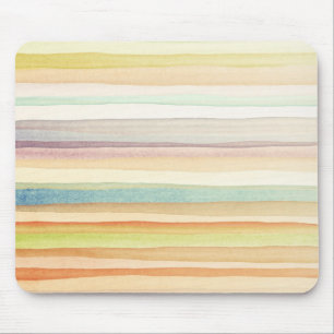 Entworfener Kunsthintergrund. Benutztes Aquarell Mousepad