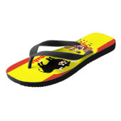 Entwurf der spanischen Bullenflagge Badesandalen (Schrägansicht)