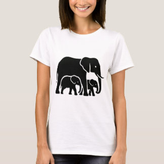 Entwurf des Mamaelefons T-Shirt