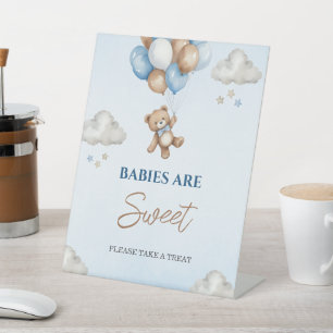 Entzückende Blaue Bärenbabys sind süße Dessert-Taf Sockelschild