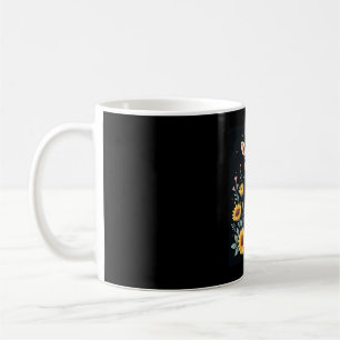 Entzückende Giraffe umgeben von Blumen Langarmshir Kaffeetasse