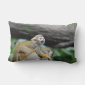 Entzückender Baby-Eichhörnchen-Affe Lendenkissen (Rückseite)