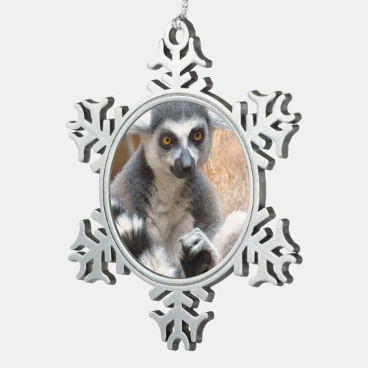 Entzückender Lemur Schneeflocken Zinn-Ornament (Rechts)