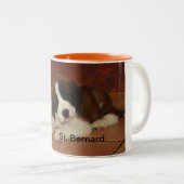 Entzückender und süßer Bernhardiner-Welpe Zweifarbige Tasse (VorderseiteRechts)
