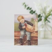Entzückender Vintager Junge und Huhn Postkarte (Stehend Vorderseite)