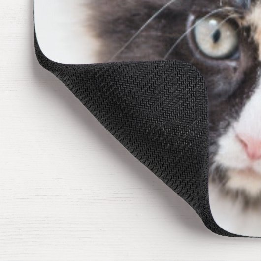 Entzückendes Kaliko-Kätzchen Mousepad (Ecke)