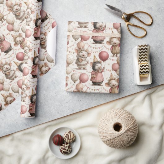 Entzückendes Mäuse-Geburtstagsmuster, Rosa & Beige Geschenkpapier (Kunsthandwerk)