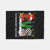 Environmental Specialist Christmas Lights Red Plai Fleecedecke (Vorderseite (Horizontal))