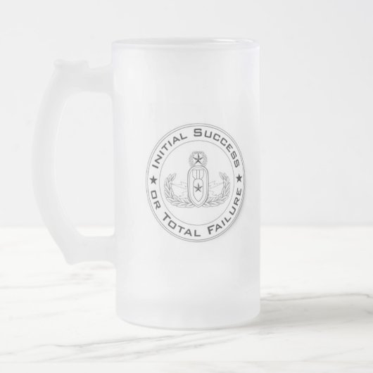 Eod-Bier-Tassen-Initialenerfolg oder Gesamtausfall Mattglas Bierglas (Links)