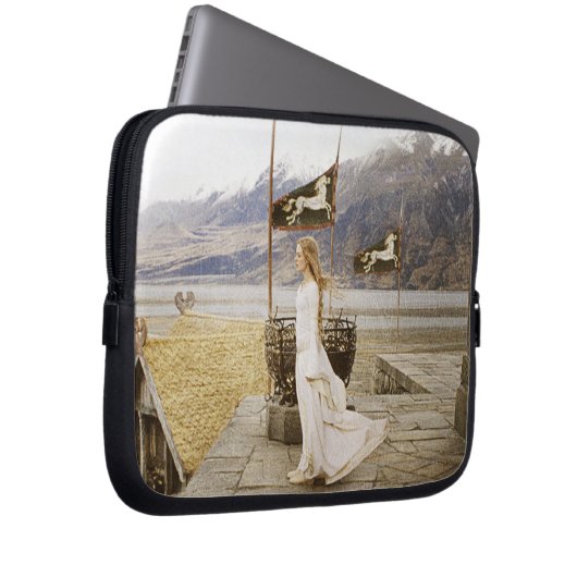 Eowyn on Castle Steps Laptopschutzhülle (Vorne Rechts)