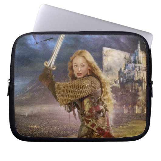Eowyn Raises Sword Laptopschutzhülle (Vorderseite)