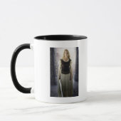Eowyn with sword tasse (Links)