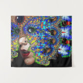 EPHEMERAL/FRAU MIT FARBIGEM FRAKTAL WANDTEPPICH (Vorderseite (Horizontal))