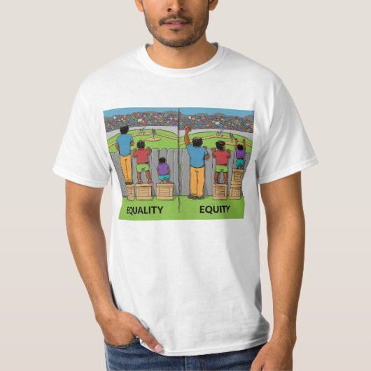 Equality vs Equity – Inspiring Social Justice  T-Shirt (Vorderseite)