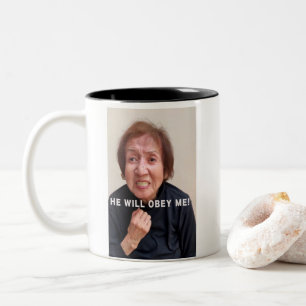 Er befolgt mich Tasse durch meine Wacky Mama