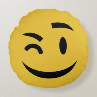 er blinzelt an Ihnen emoji Rundes Kissen