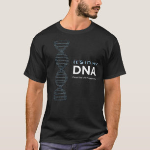 Er codet die Zukunft, ich habe die Quelle angetrie T-Shirt