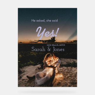 Er fragte sie sagte ja Verlobung einfaches Foto bl Acrylschild