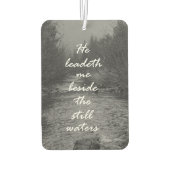 Er führt mich neben dem Still Waters Bible Verse Autolufterfrischer (Rückseite)