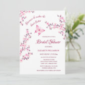 Er gibt ihr Schmetterlinge | Qr Code Brautparty Einladung (Stehend Vorderseite)