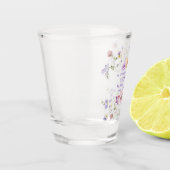 Er gibt mir Lila Schmetterlinge Brautparty Schnapsglas (Links)